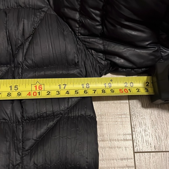 Bernardo Hooded Long Portable Packable Puffer Coat - Picture 7 of 10